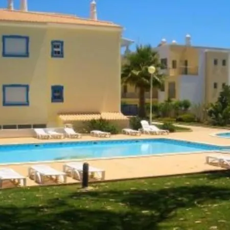 Flamingos With 2 Swimming Pool Com Check In E Check Out Ao Domingo Em Julho E Agosto