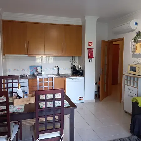 Flamingo's W/ 2 Swimming Pool Apartment