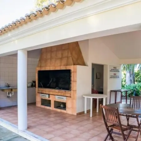 Flamingos With 2 Swimming Pool Com Check In E Check Out Ao Domingo Em Julho E Agosto